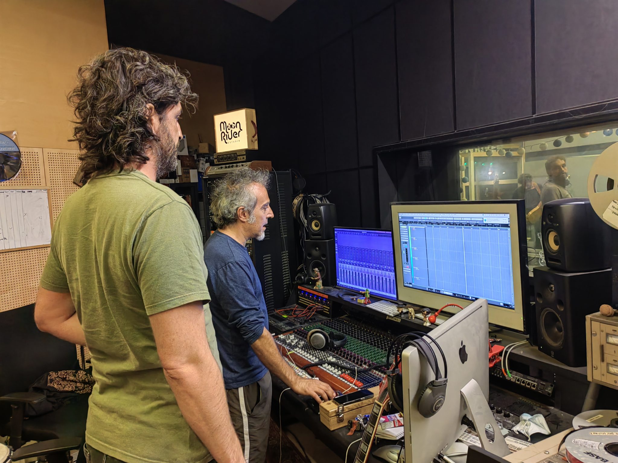 LUNÁTICA grabando