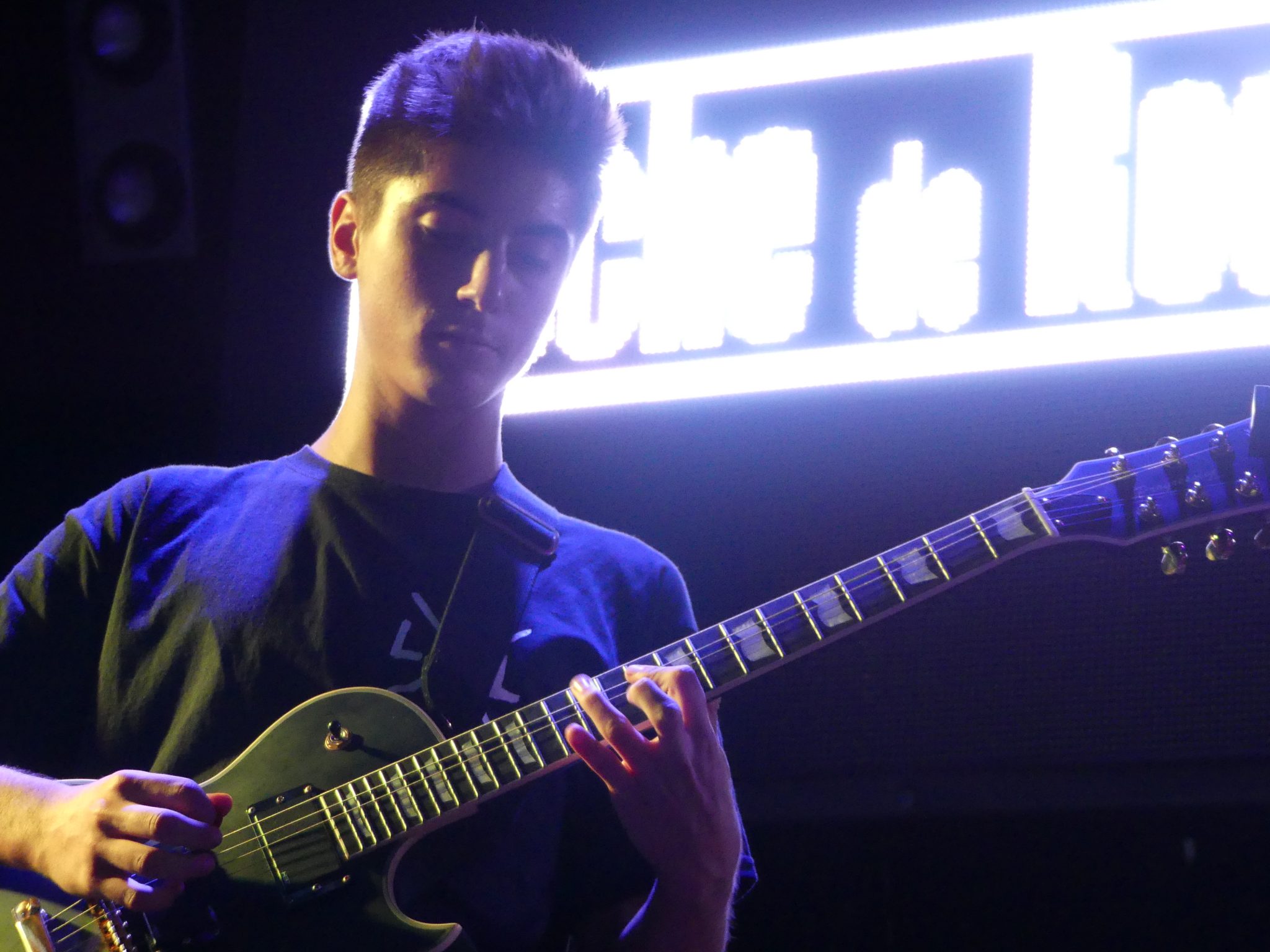 NOCHE DE ROCK EN REQUEJADA