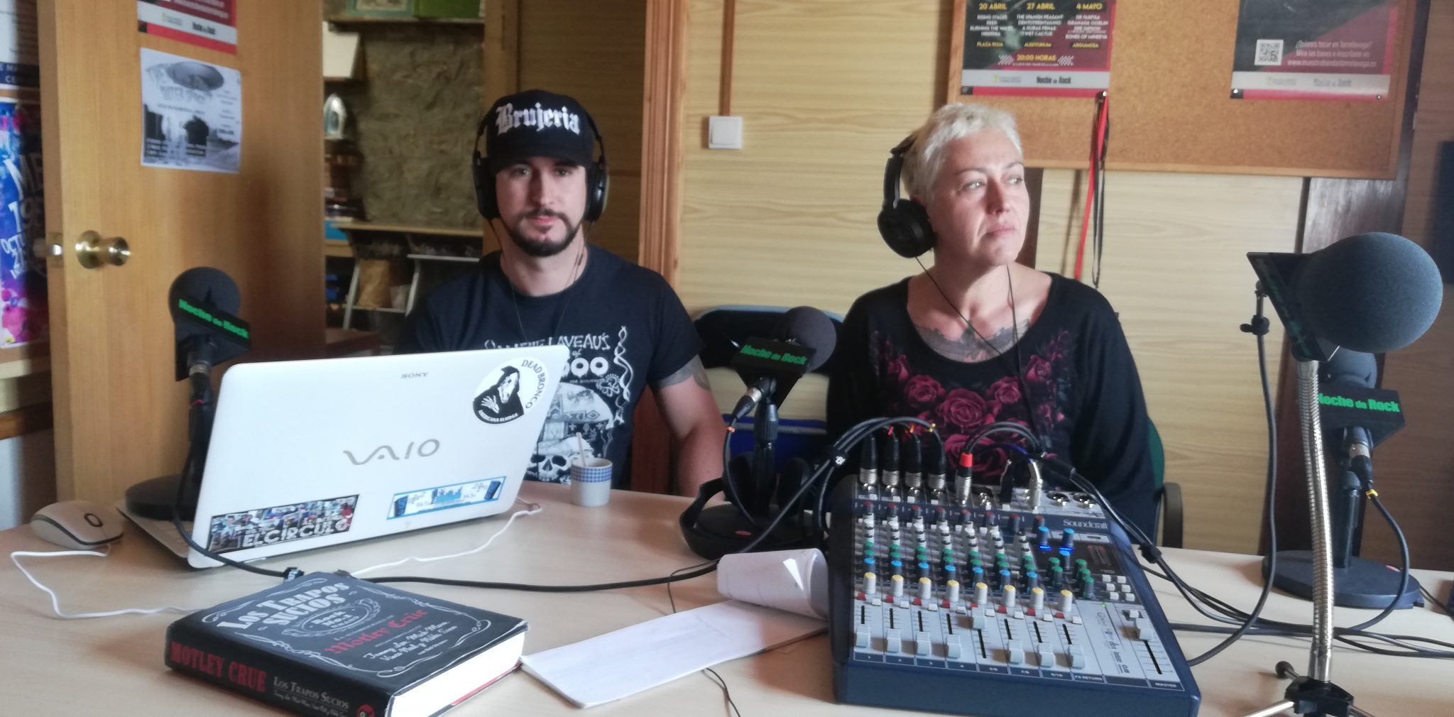 Noche de Rock 1189 – Burning the Waves – Tales of Gloom