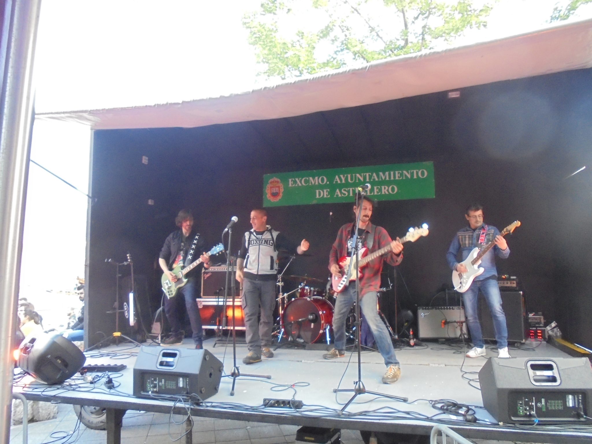 FIESTA DE LA PRIMAVERA EN ASTILLERO