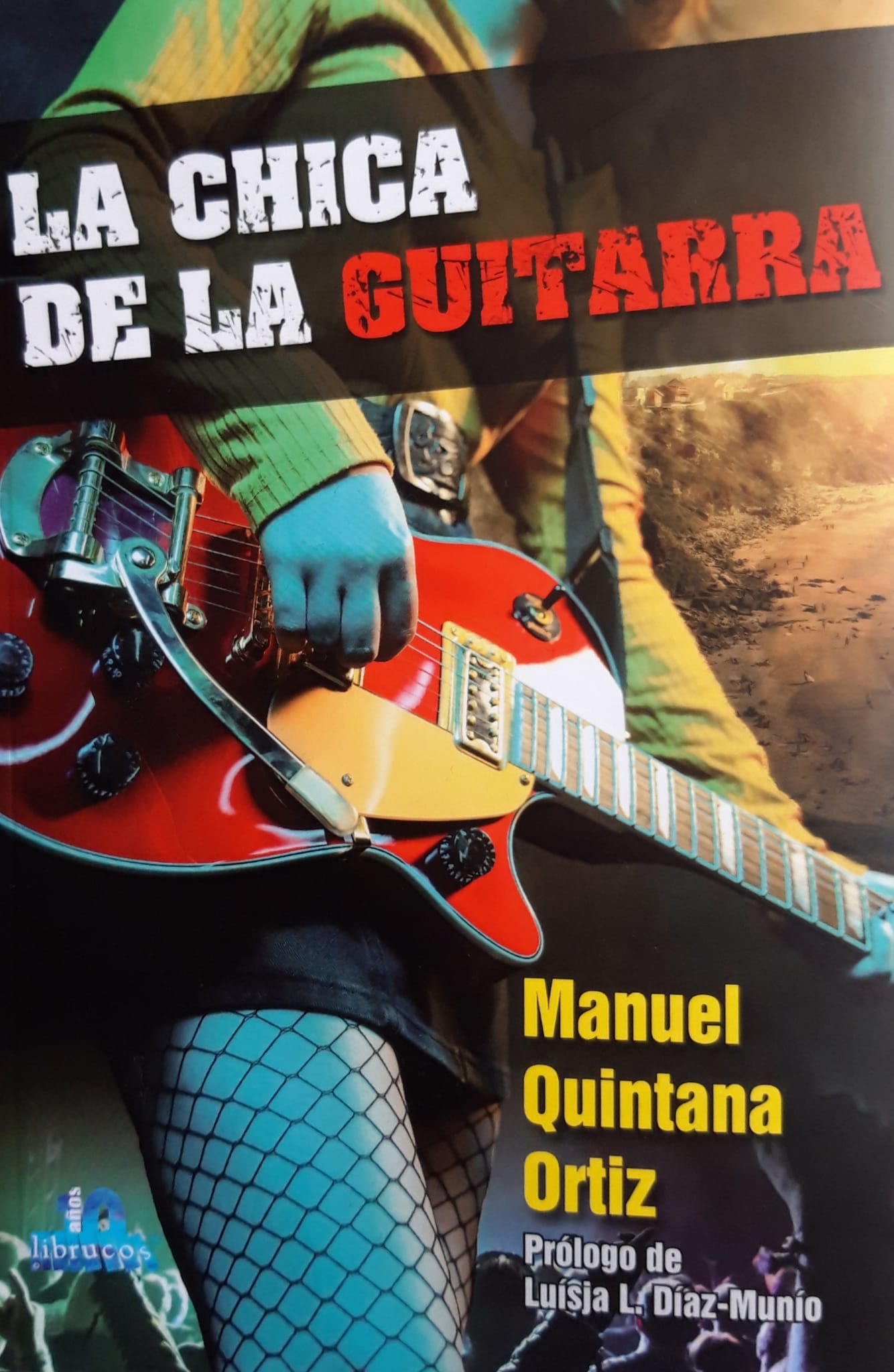LA CHICA DE LA GUITARRA