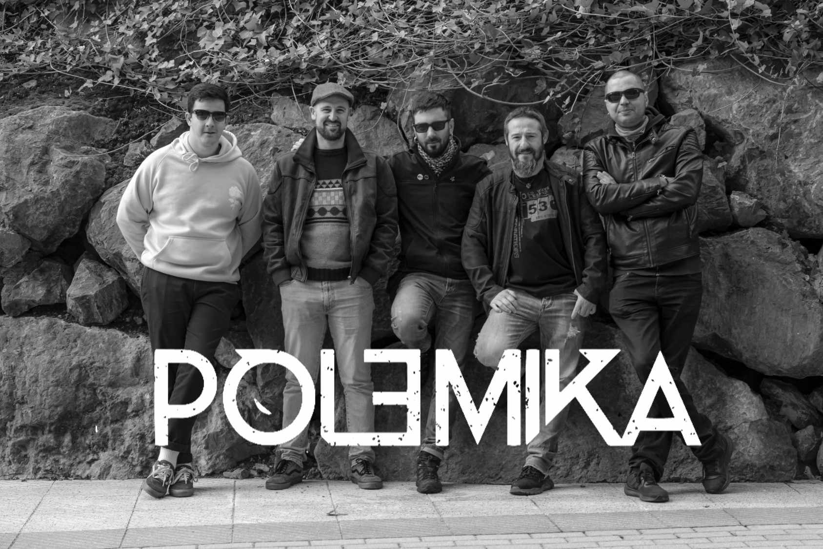 POLÉMIKA NOS PRESENTAN: «SANTA ESTUPIDEZ»