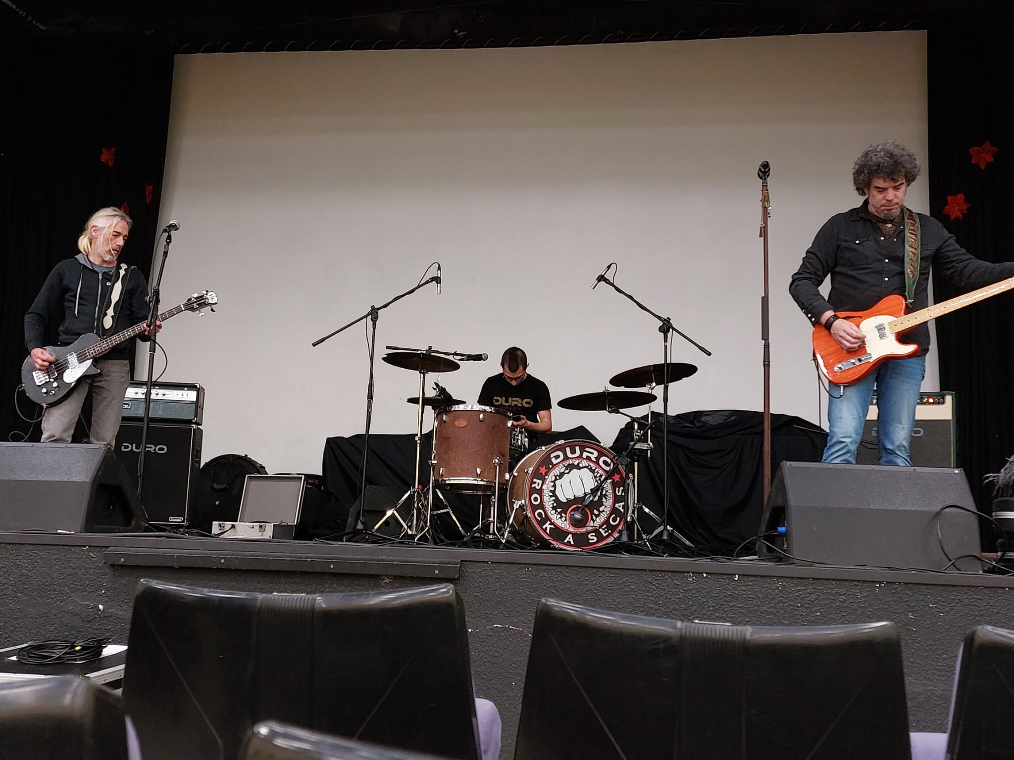 ZAPA´S SESSIONS: DURO