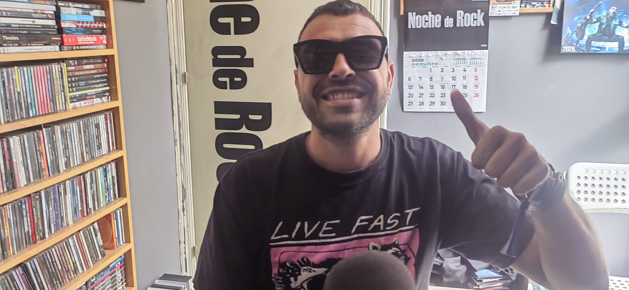 Noche de Rock 1526 – Derby Motoreta’s Burrito Cachimba – Toño Quevedo