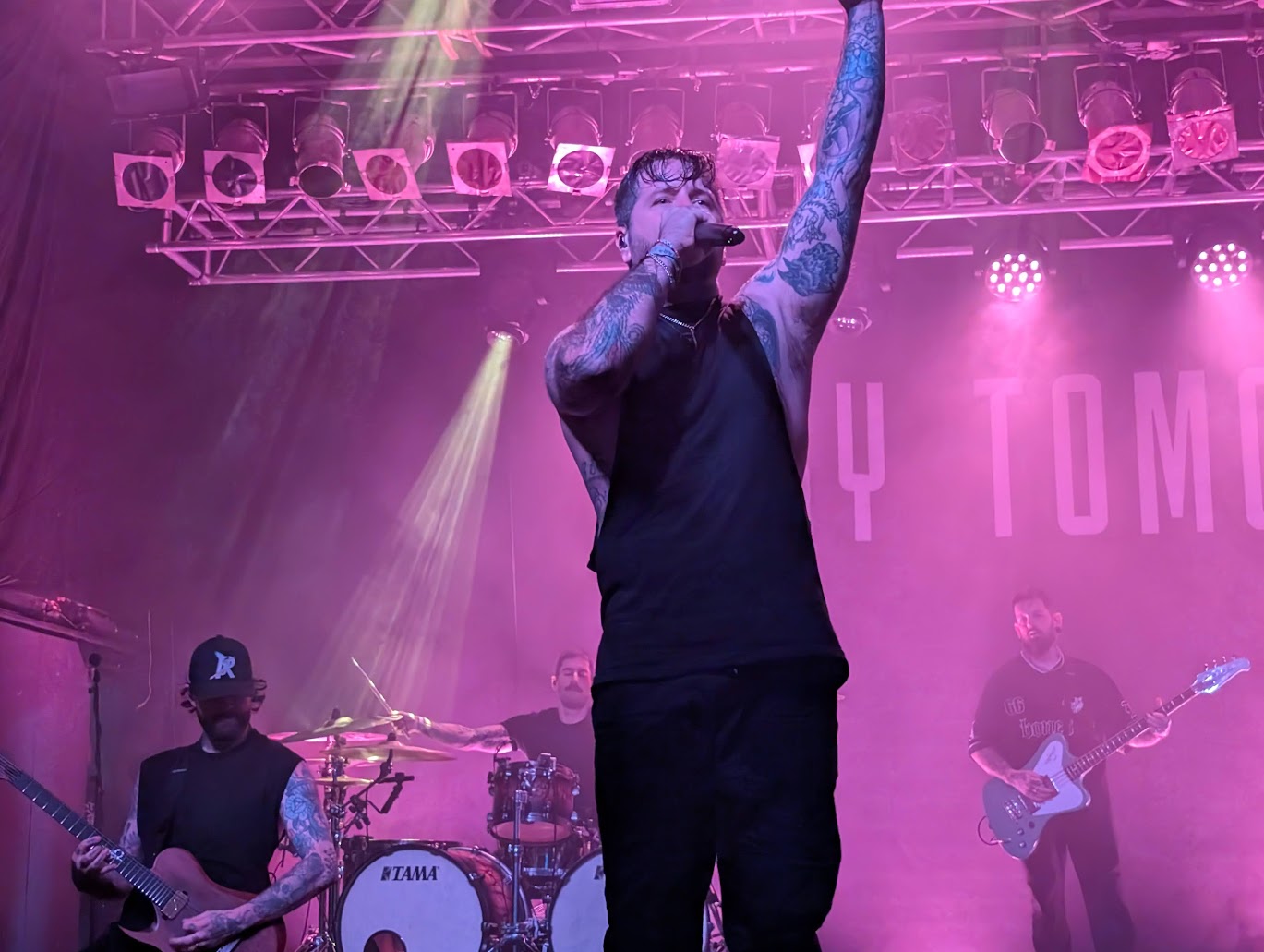 ELWOOD STRAY + BURY TOMORROW